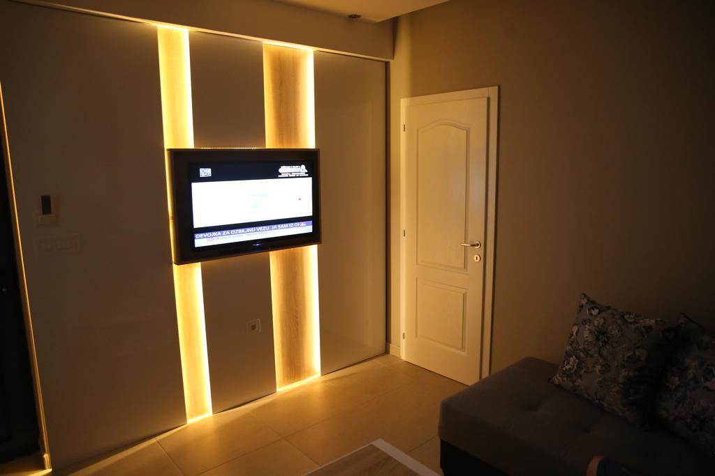 Gold Crown Apartments ヤゴディナ エクステリア 写真