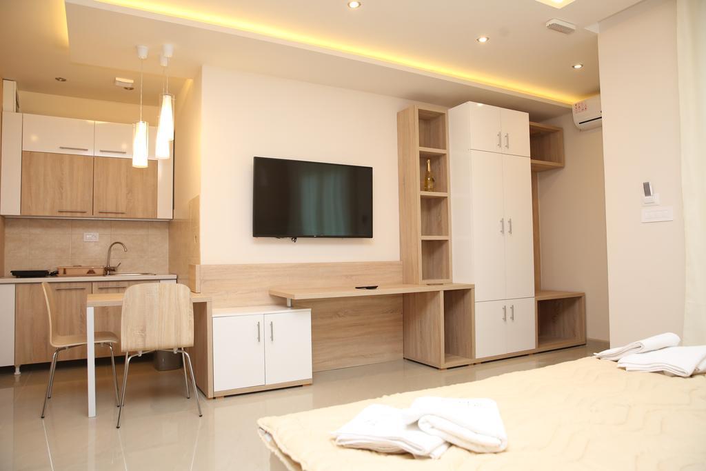 Gold Crown Apartments ヤゴディナ エクステリア 写真