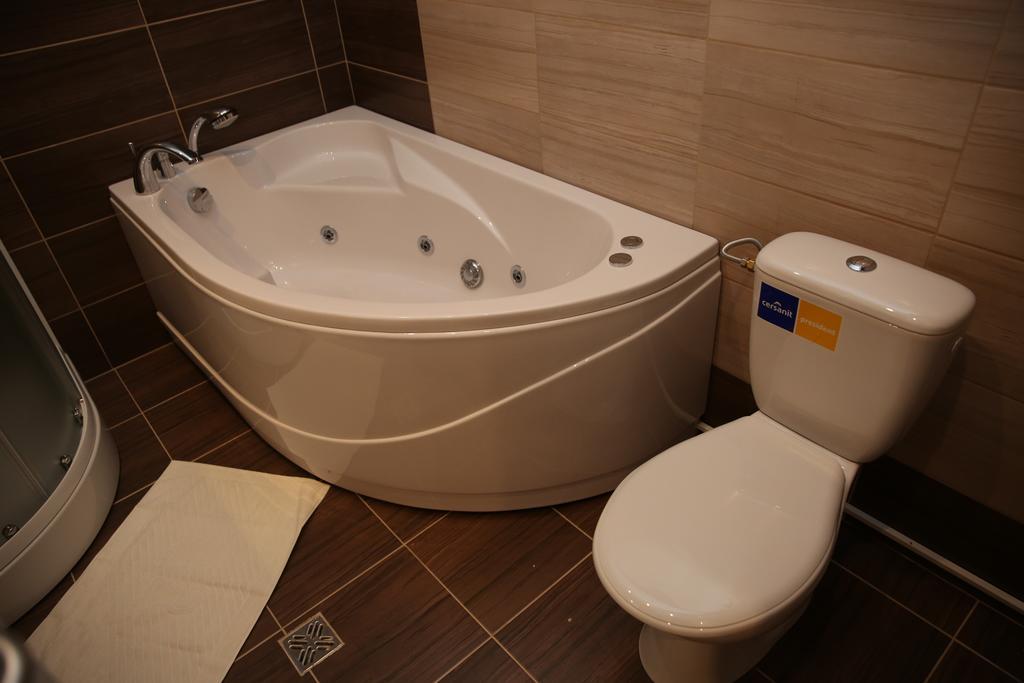 Gold Crown Apartments ヤゴディナ エクステリア 写真